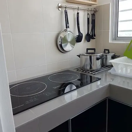 Hz Homestay @Ascotte Boulevard Semenyih Exterior photo