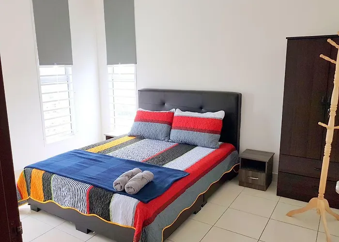 Hz Homestay @Ascotte Boulevard